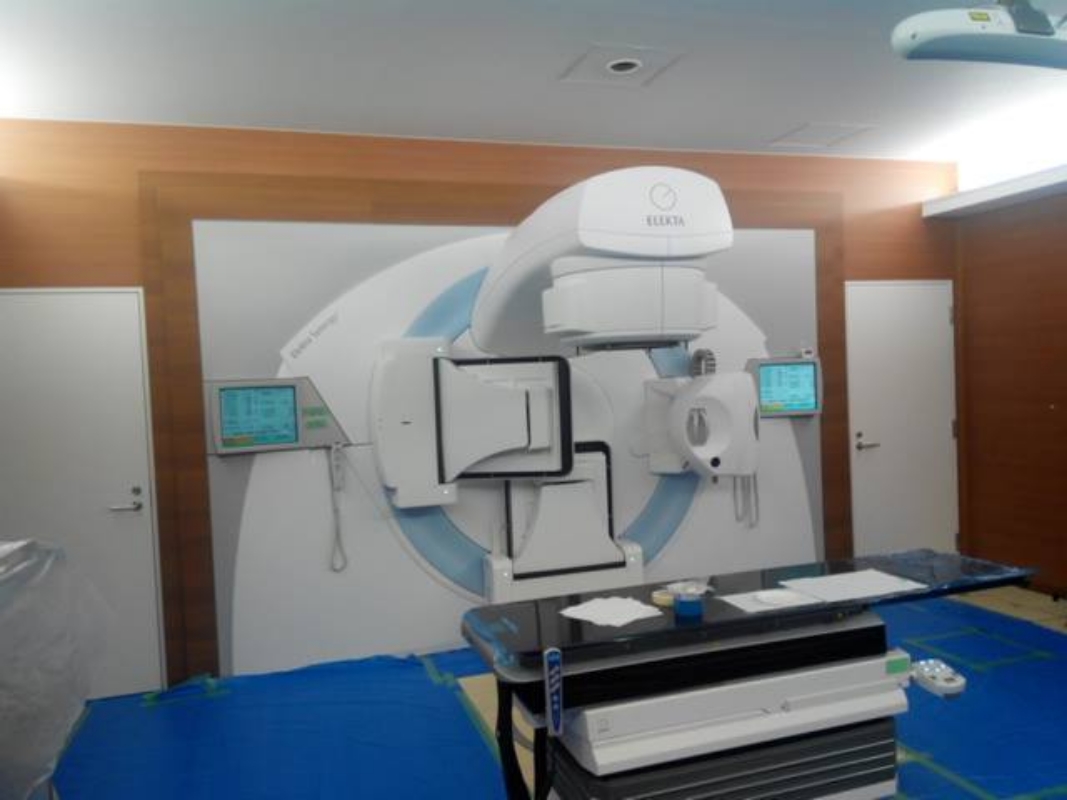 放射線治療装置　エレクタ
 
